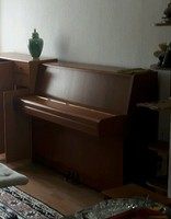 Klavier Piano M1E von Yamaha