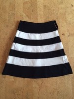 Schöner gestreifter Rock von Max & Co.