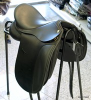 (01) Zeitler Sattel Massimo Dressur II französische Kissen 16,5" 31KW