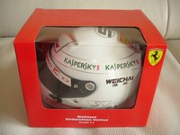 Formel 1 S.Vettel Helm Ferrari  1:2+OVP
