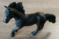 SCHLEICH Schleich Stute Friese schwarz stehend Pferd 13604 von 2005