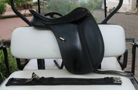 WINTEC Dressursattel 17 Zoll (Easy Change)