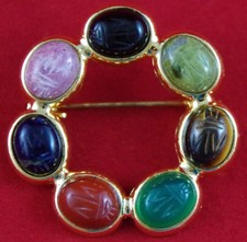 Vtg 1960's Egyptian Scarab Beetle Gold w/ Multi Stones Wreath Circle Brooch Pin