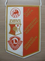 Wimpel Napredak Krusevac - Dynamo Dresden EC 80/81 - Zustand sehr gut