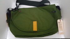 RickShaw Jungle Green Messengers Bag/Laptop Bag Brand New With Tags Free Sh&H