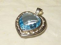 #6355# (S054-D) Silberner Herz-Anhänger mit Blautopas