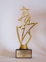 Geschenk-Pokal "Sterne" mit Wunschgravur (Geburtstag, Weihnachten etc.)