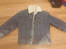 VTG LEVIS 70605 SHERPA TRUCKER SNAP BUTTON JEAN JACKET MADE IN USA