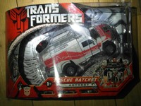 TRANSFORMERS MOVIE VOYAGER CLASS RESCUE RATCHET MISB HASBRO