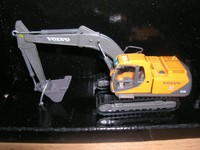 Volvo EC210 / EC 210 Raupenbagger, 1:87 Neu + OVP H0