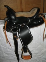 Westernsattel für Shetty, mit Sattelpad, Sattelgurt und Steigbügeln