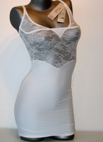 TRIUMPH  Bodydress Beauty Sensation weiß Shapewear  1A Ware NEU