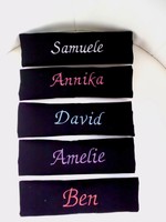 Gurtpolster / Gurtschoner für Autositz bestickt mit eigenem Namen! Frei Farbwahl