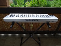 M-Audio Keystation 49e Keyboard USB Midi 49 Tasten