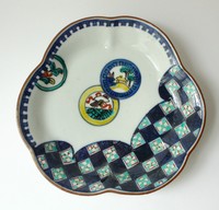 Antique Japanese Ko Kutani lobbed Dish Fuku Mark Yoshidaya Kilns Edo Period