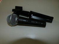 Shure SM 58 mit Tischstativ