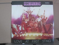 AMIGA LP THE SCORPIONS - LOVE AT FIRST STING - Vinyl TOP  Zustand