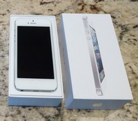 Apple iPhone 5 32GB White Sprint Smartphone in Retail Box w/Otter Box Case A1429