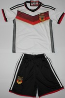 Deutschland Trikot Set Kinder 4 Sterne Trikot Hose Größe 110-164 NEU 