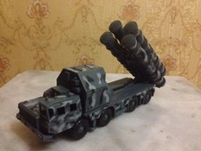 S-300 Russian/Soviet surface-to-air missile system 1:72 complete model