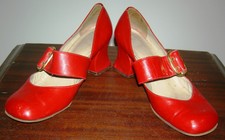 New listing
Vintage 1960s Mary Jane Shoes Red Leather Italy Buckle Mod Twiggy Chunky Heels 8