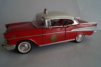 Road Legends Modellauto 1:18 Chevrolet Belair 57