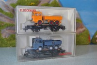 Fleischmann H0 2 Stk. 2-achs Güterwagen mit LKW - Beladung Nr. 5219