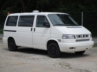 VW Caravelle Bus T4 2,4 Diesel Syncro Allrad 1.Hand Behördenfahrzeug Feuerwehr