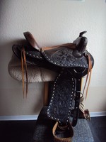 Westernsattel mit Pad und Westernsattelgurt 