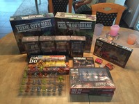 Zombicide Season 2 Kickstarter Exclusive Fugitive Pledge + alle Stretch Goals