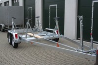 Bootstrailer Bootsanhänger für Segelboote 1800 kg mieten
