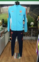 FUßBALLKLAGE TRACKSUIT FOOTBALL SEITENLINIE STRICKEN REVOLUTION HOLLAND HOLLAND