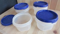 TUPPERWARE Eidgenossen 4x rund 200 ml Behälter Vorrat Backen A 76 Kompakt Dosen