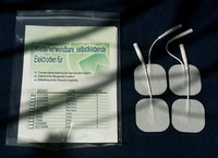 40x40mm Elektroden Pads 8 Stück. Für TENS EMS Reizstrom Gerät mit 2mm-Stecker 