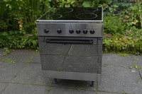 Einbauherd/Backofen mit Ceranfeld