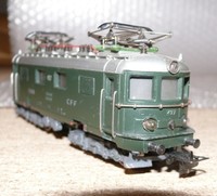 B21 Märklin RES 800 E LOK BR  Re 4/4  SBB