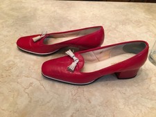 Vtg 1960's Mod Red Shoes Shiny Patent Leather Chunky Heel Sz 9/9.5 N adorable