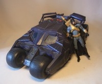 DC Comics Toy Spielzeug Batman Batmobil Fahrzeug Vehicle Tumbler + Action Figur