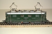 Märklin HO, RE 800 Typ 1, E-Lok, BR Re 4/4 der SBB, grün