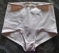 Naturana--tolle-- Miederhose-Gr. 95