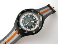 MOUNTAIN MANIA - Swatch FUN BOARDER - SULM101 - Neu und ungetragen