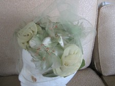 Vintage Ladies Hat Flowers & Veil Gren Nylon Flowers & Net Veil