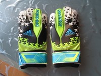 Adidas Torwarthandschuhe Torwarthandschuh Handschuh Predator Fußball NEU G84128