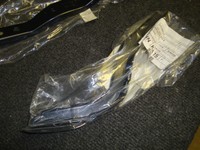 GENUINE SKODA RADIATOR GRILLE BRACKET PART NO:1U0823573A FIT OCTAVIA MODELS NEW