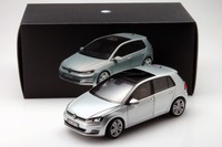 Volkswagen VW Golf VII Baujahr 2013 silber 1:18 Norev