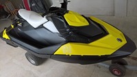 Seadoo Spark 900 HO 2UP IBR in Gelb oder Pink