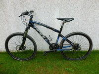 Felt  Q220 Mountainbike Fahrrad 26 Zoll 21 Gang Shimano Acera Shimano V-Brake