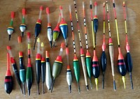 24 Knicklichtposen Angelausrüstung Angelset Posen Posenset 