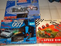 6 x Carrera Go Autorennbahn, 10 Autos+ 1 Aston Martin Chassis+3 Karosserien