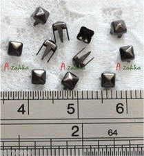 1/6 Bjd Dollfie Dress Diy Material Mini Square Metal Rivet 3mm Dark Grey 50pcs